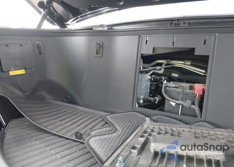 2025 Ford F-150 Lightning Flash z USA, uszkodzony, nr VIN 1FT6W3L78SWG01630